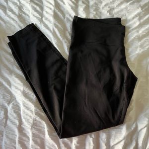 Lululemon Women’s Yoga Align Leggings. SIZE 10